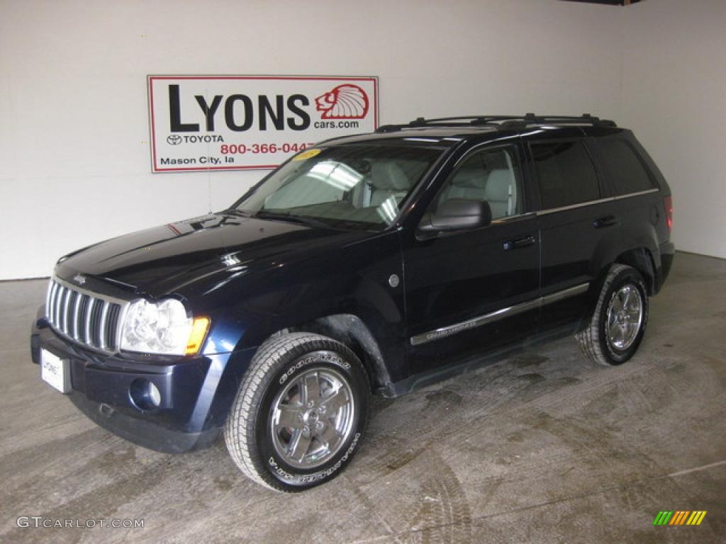 2005 Grand Cherokee Limited 4x4 - Midnight Blue Pearl / Dark Khaki/Light Graystone photo #1