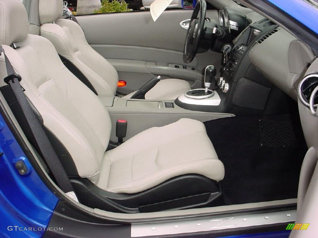 2006 350Z Touring Roadster - Daytona Blue Metallic / Frost Leather photo #15