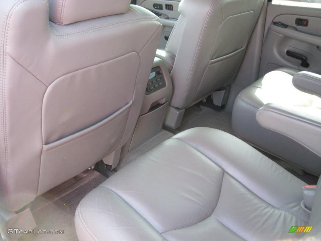 2004 Tahoe LT - Silver Birch Metallic / Tan/Neutral photo #24