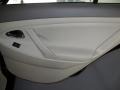 Black - Camry LE Photo No. 23