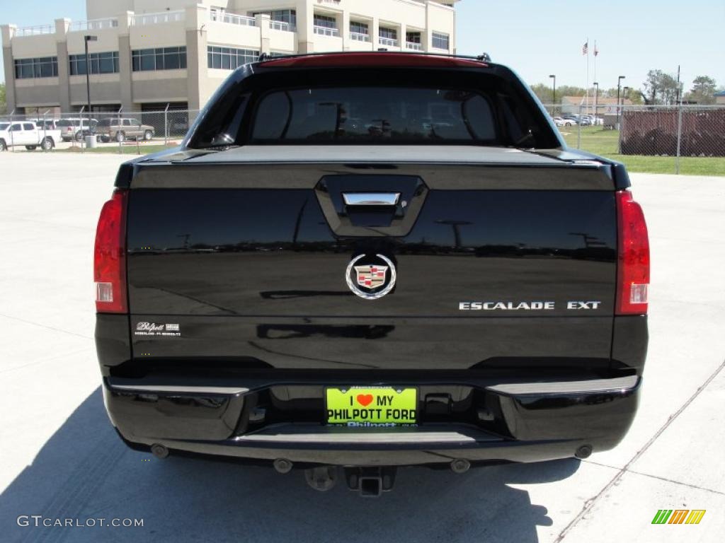 2006 Escalade EXT AWD - Black Raven / Pewter photo #4