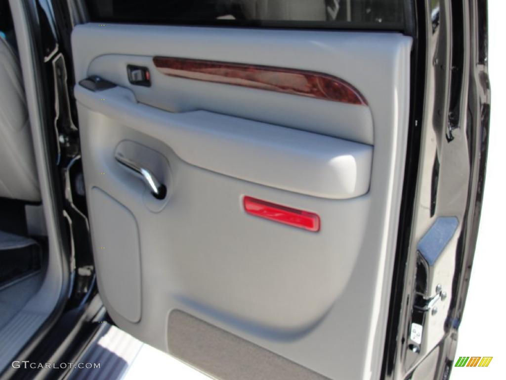 2006 Escalade EXT AWD - Black Raven / Pewter photo #34