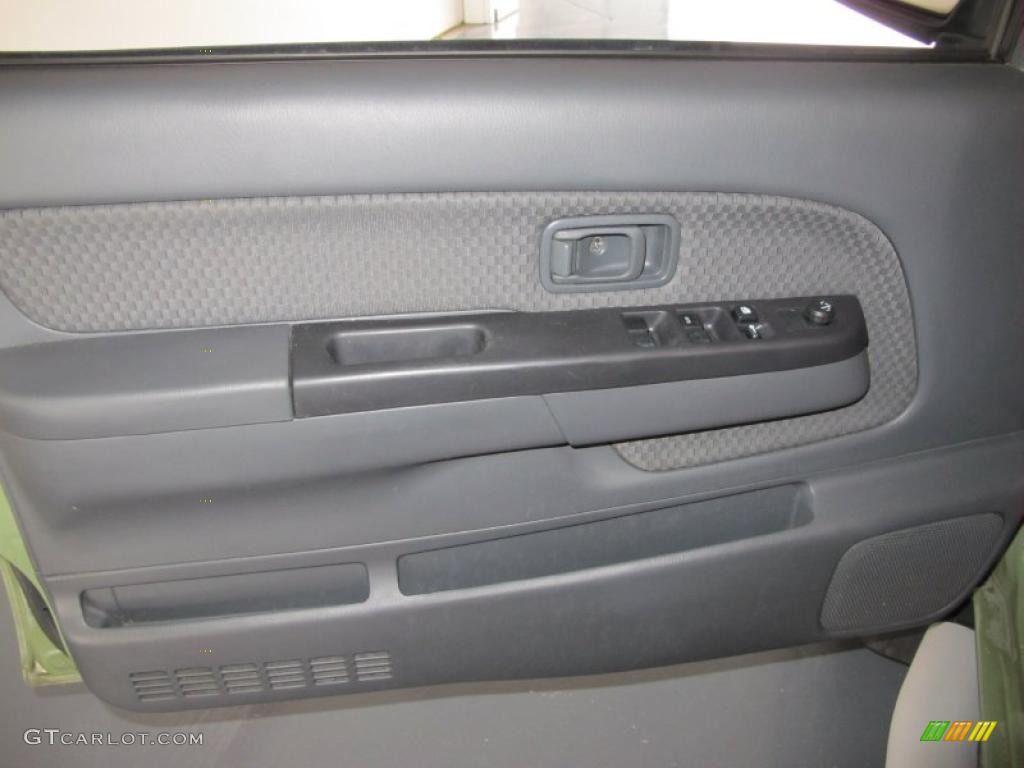 2003 Xterra XE V6 - Canteen Green Metallic / Gray photo #11
