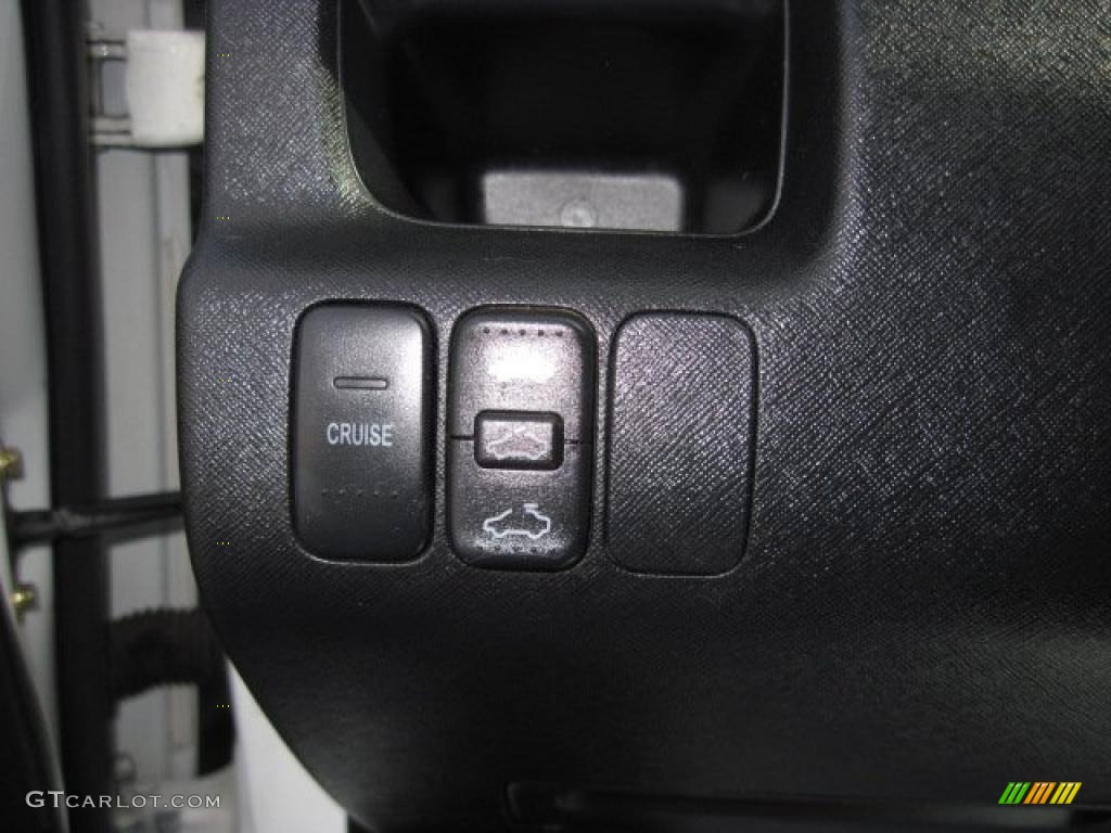 2003 CR-V EX 4WD - Taffeta White / Black photo #24