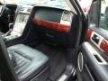 2003 Black Lincoln Navigator Luxury 4x4  photo #17