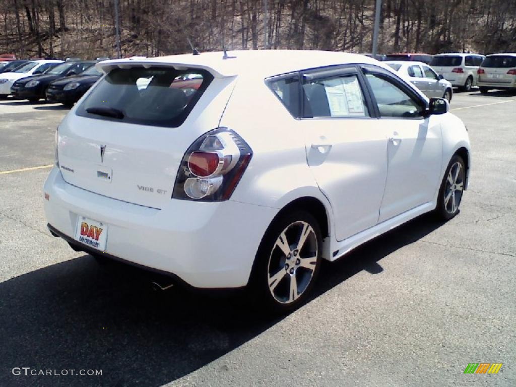 2009 Vibe GT - Ultra White / Ebony photo #3