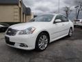Moonlight White - M 35 Sedan Photo No. 3