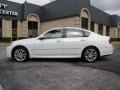 Moonlight White - M 35 Sedan Photo No. 4