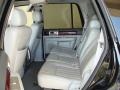 Black Clearcoat - Navigator Luxury 4x4 Photo No. 3