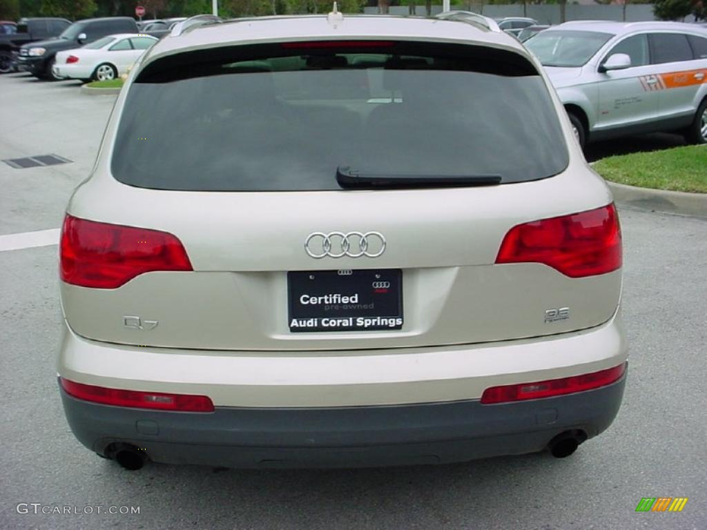 2007 Q7 3.6 Premium quattro - Bahia Beige Metallic / Cardamom Beige photo #4