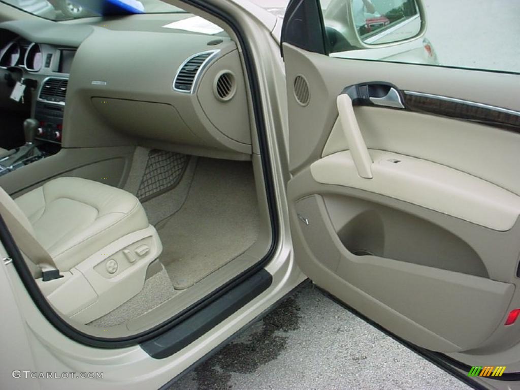 2007 Q7 3.6 Premium quattro - Bahia Beige Metallic / Cardamom Beige photo #13