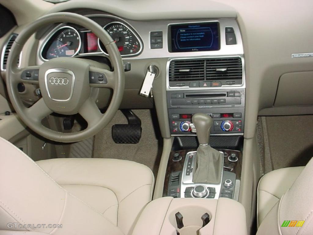 2007 Q7 3.6 Premium quattro - Bahia Beige Metallic / Cardamom Beige photo #20