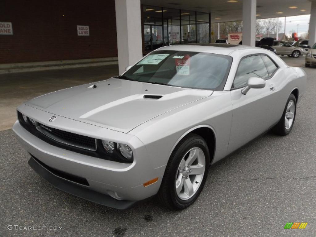 Bright Silver Metallic Dodge Challenger