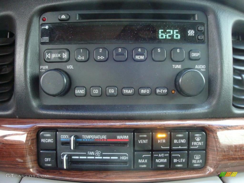 2004 LeSabre Custom - White / Medium Gray photo #13