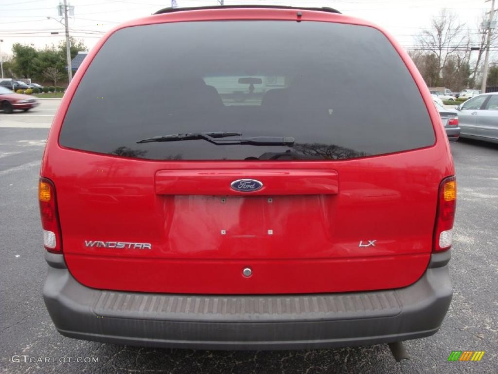 2001 Windstar LX - Bright Red Metallic / Medium Graphite photo #5