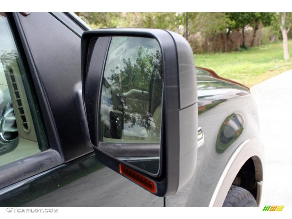 2004 F150 Lariat SuperCrew 4x4 - Aspen Green Metallic / Tan photo #22
