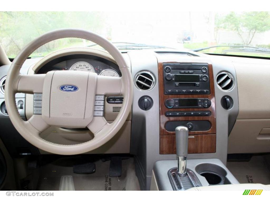 2004 F150 Lariat SuperCrew 4x4 - Aspen Green Metallic / Tan photo #57