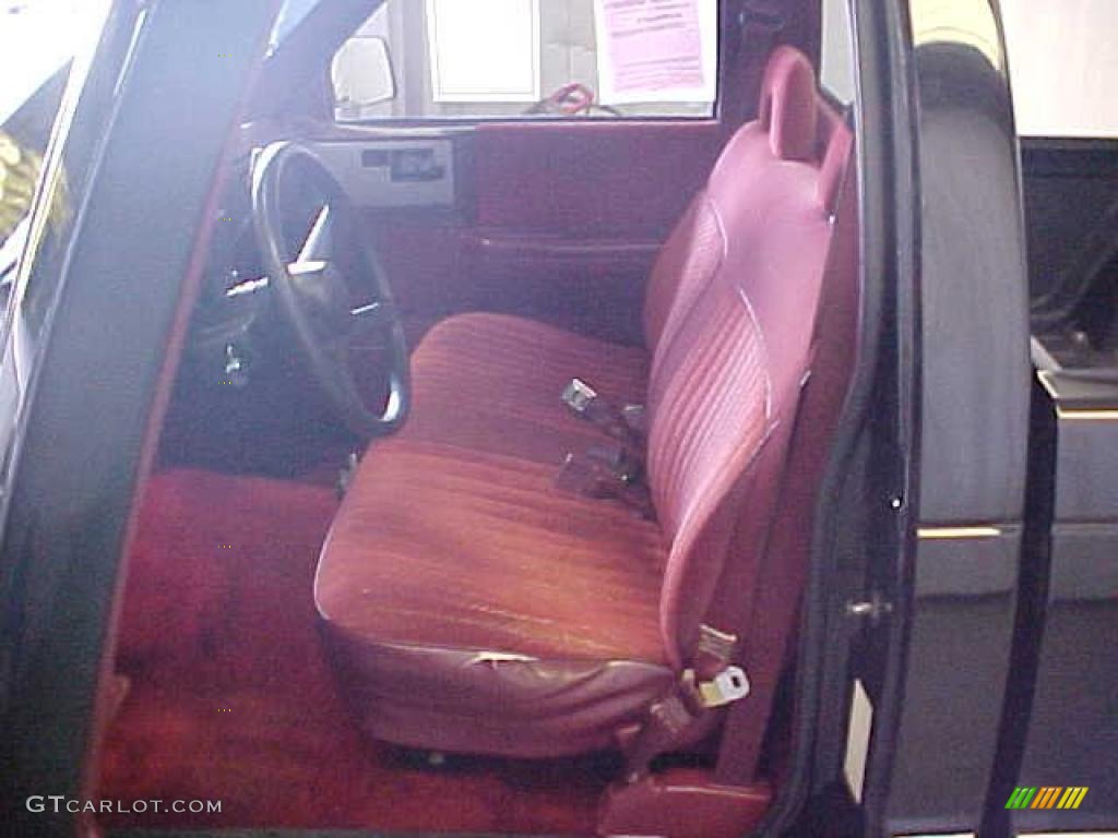 1992 S10 Regular Cab - Midnight Black / Red photo #14