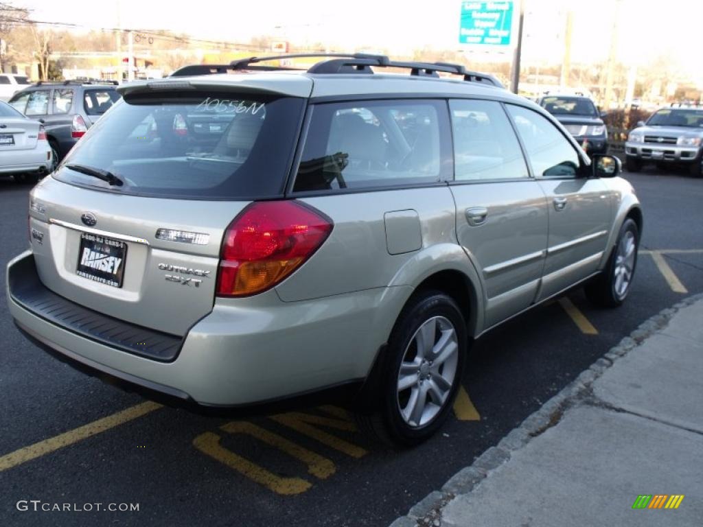 2007 Outback 2.5 XT Limited Wagon - Champagne Gold Opal / Taupe Leather photo #6