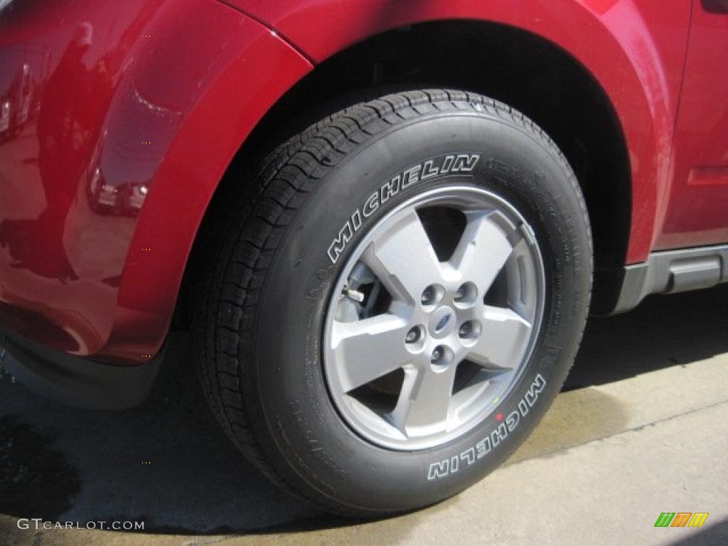 2010 Escape XLT V6 4WD - Sangria Red Metallic / Charcoal Black photo #4
