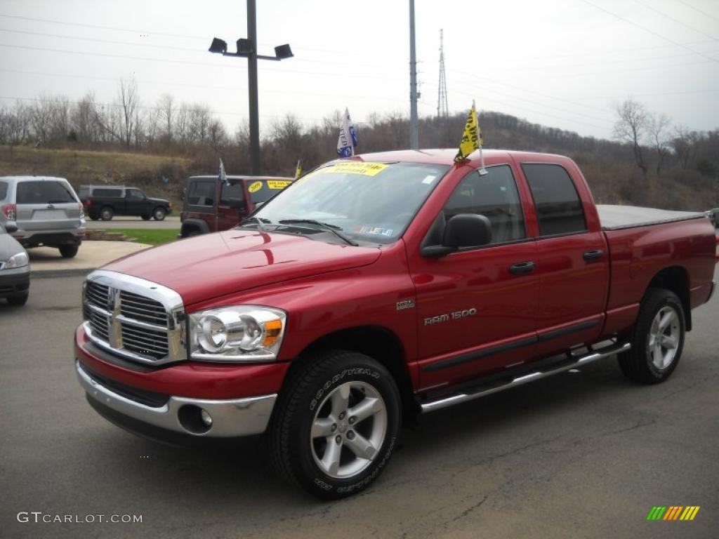 2007 Ram 1500 SLT Quad Cab 4x4 - Inferno Red Crystal Pearl / Medium Slate Gray photo #16