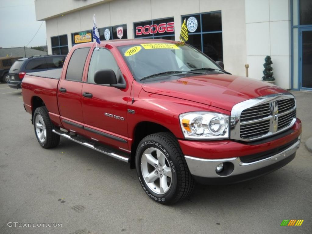 2007 Ram 1500 SLT Quad Cab 4x4 - Inferno Red Crystal Pearl / Medium Slate Gray photo #18