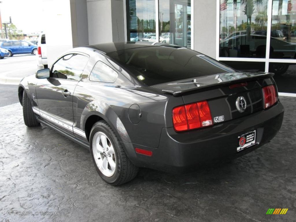 2007 Mustang V6 Premium Coupe - Alloy Metallic / Dark Charcoal photo #7