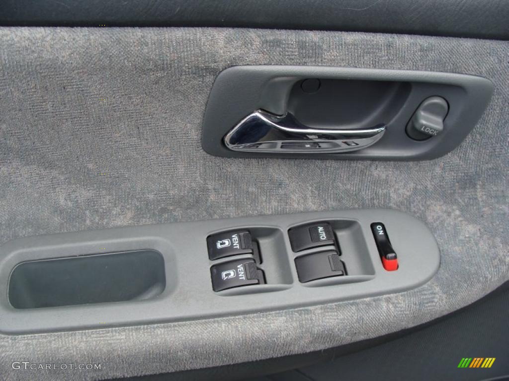 2004 Odyssey EX - Sage Brush Pearl / Gray photo #11