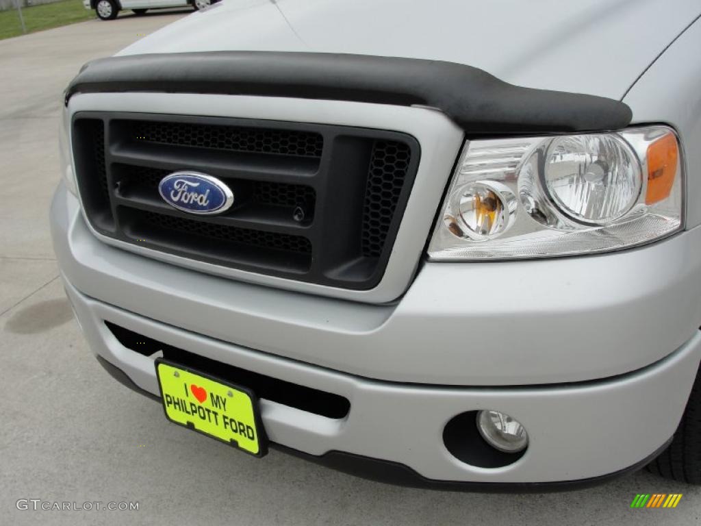 2006 F150 STX SuperCab - Silver Metallic / Medium/Dark Flint photo #12