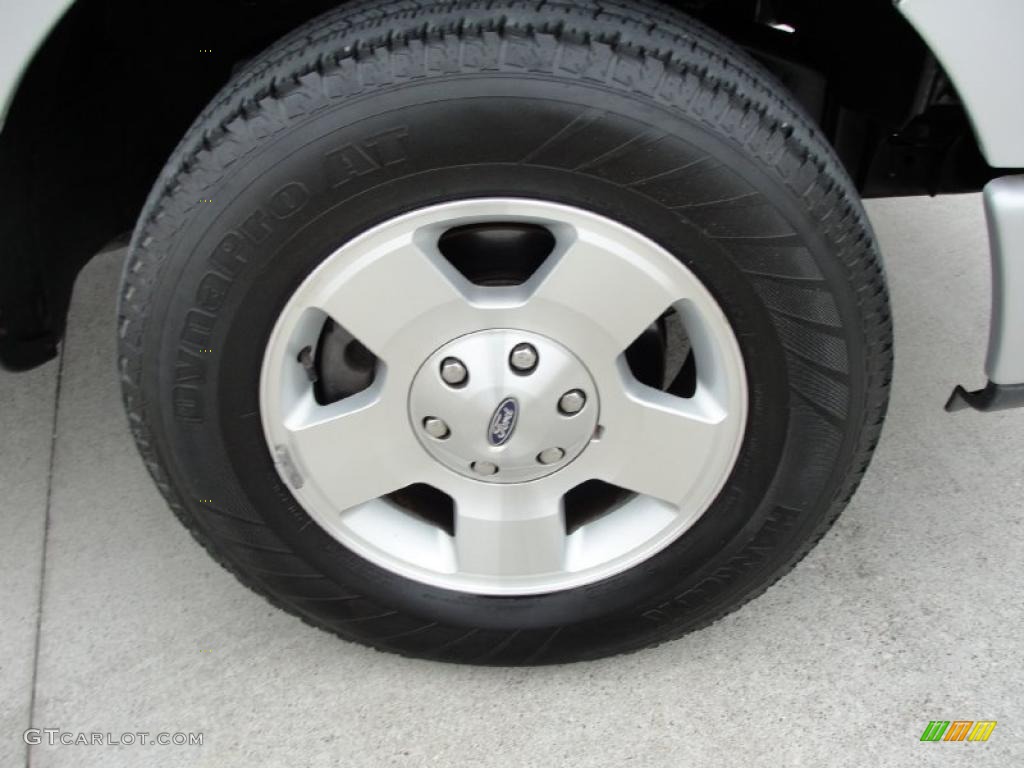 2006 F150 STX SuperCab - Silver Metallic / Medium/Dark Flint photo #16