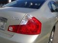 Serengeti Sand Metallic - M 35x Sedan Photo No. 10