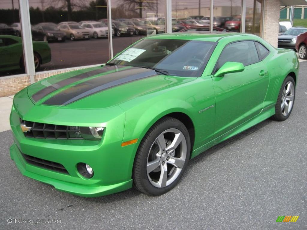 2010 Camaro LT Coupe Synergy Special Edition - Synergy Green Metallic / Black/Green photo #2