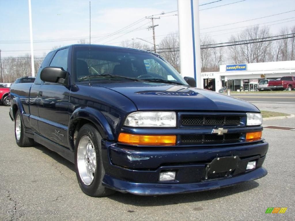 2003 S10 Xtreme Extended Cab - Indigo Blue Metallic / Graphite photo #2