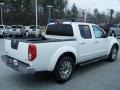 Avalanche White - Frontier LE Crew Cab Photo No. 5