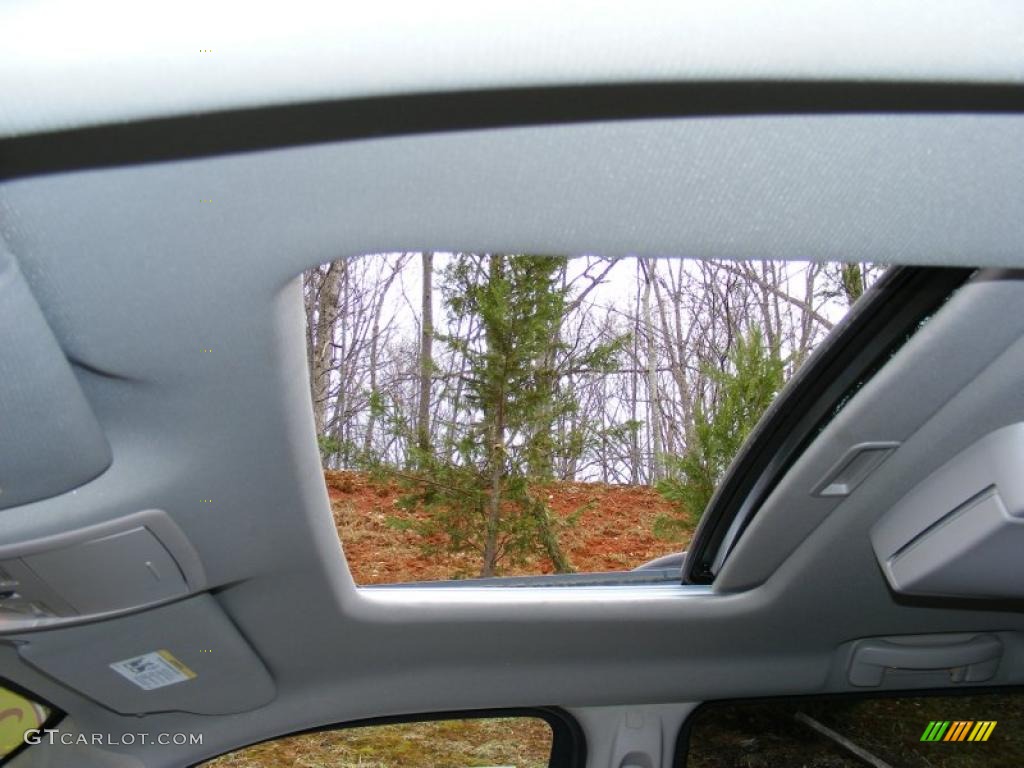 2006 Grand Cherokee Limited 4x4 - Deep Beryl Green Pearl / Dark Khaki/Light Graystone photo #31