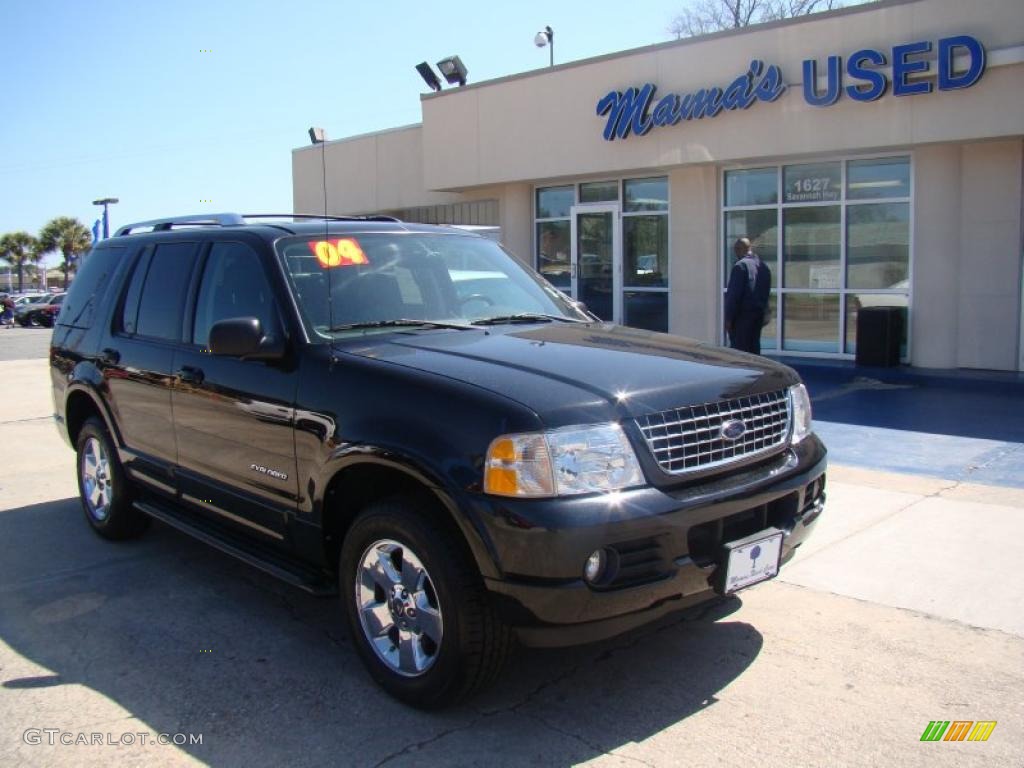 2004 Explorer Limited 4x4 - Black / Graphite photo #2