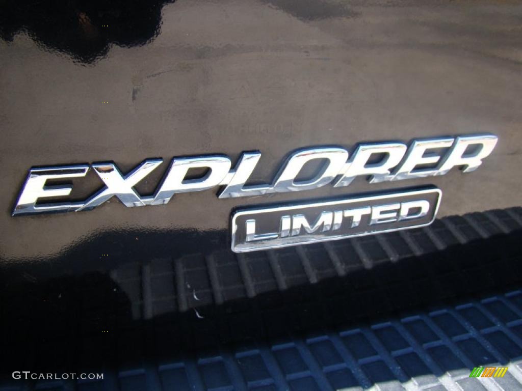 2004 Explorer Limited 4x4 - Black / Graphite photo #39