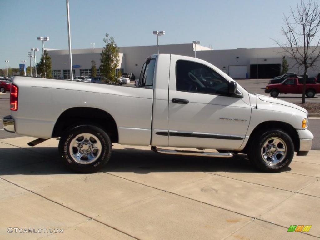 2005 Ram 1500 ST Regular Cab - Bright White / Taupe photo #5