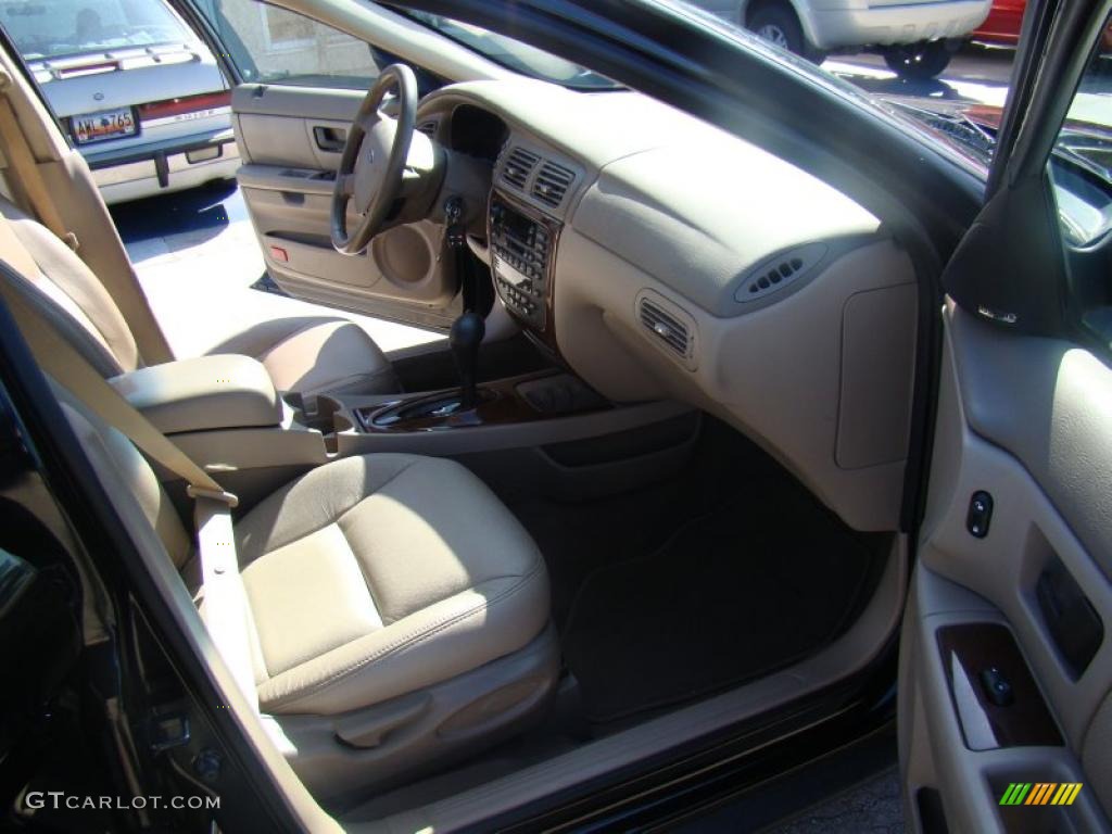 2004 Taurus SEL Sedan - Black / Medium Parchment photo #15