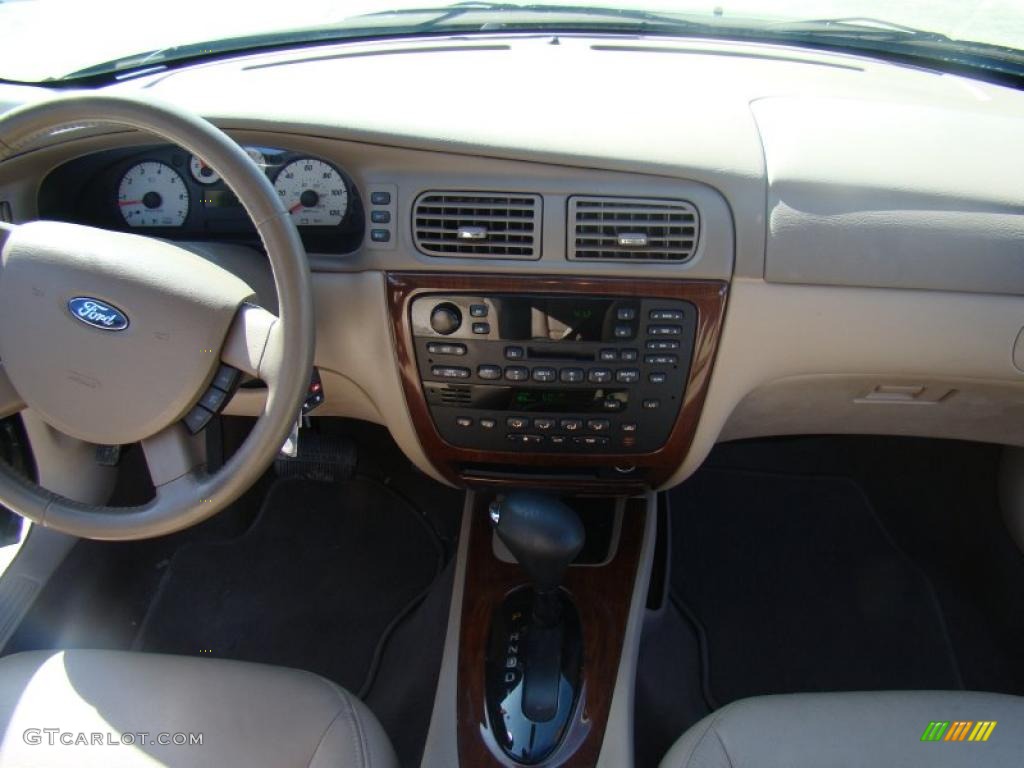 2004 Taurus SEL Sedan - Black / Medium Parchment photo #17
