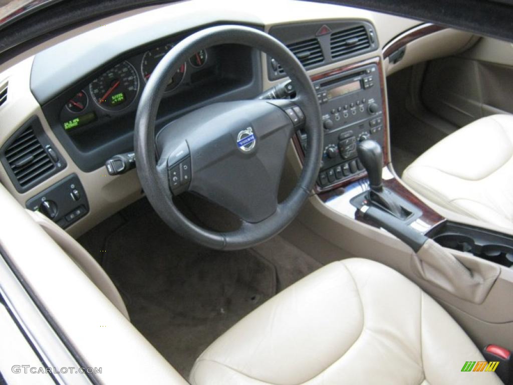 2006 S60 2.5T - Black / Taupe/Light Taupe photo #5
