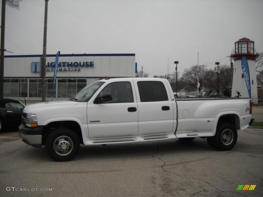 2002 Silverado 3500 LT Crew Cab 4x4 Dually - Summit White / Graphite photo #2