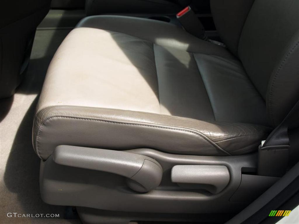 2007 CR-V EX-L - Taffeta White / Gray photo #15