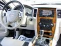 Black - Grand Cherokee Limited 4x4 Photo No. 20