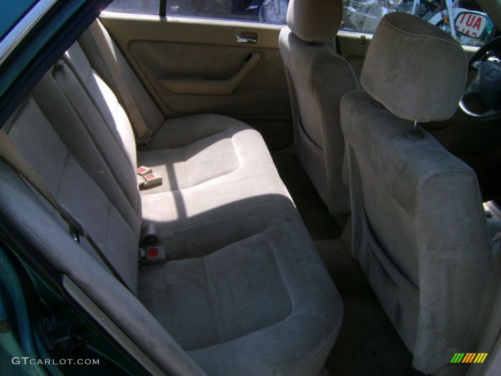 1992 Accord LX Sedan - Arcadia Green Pearl / Beige photo #12