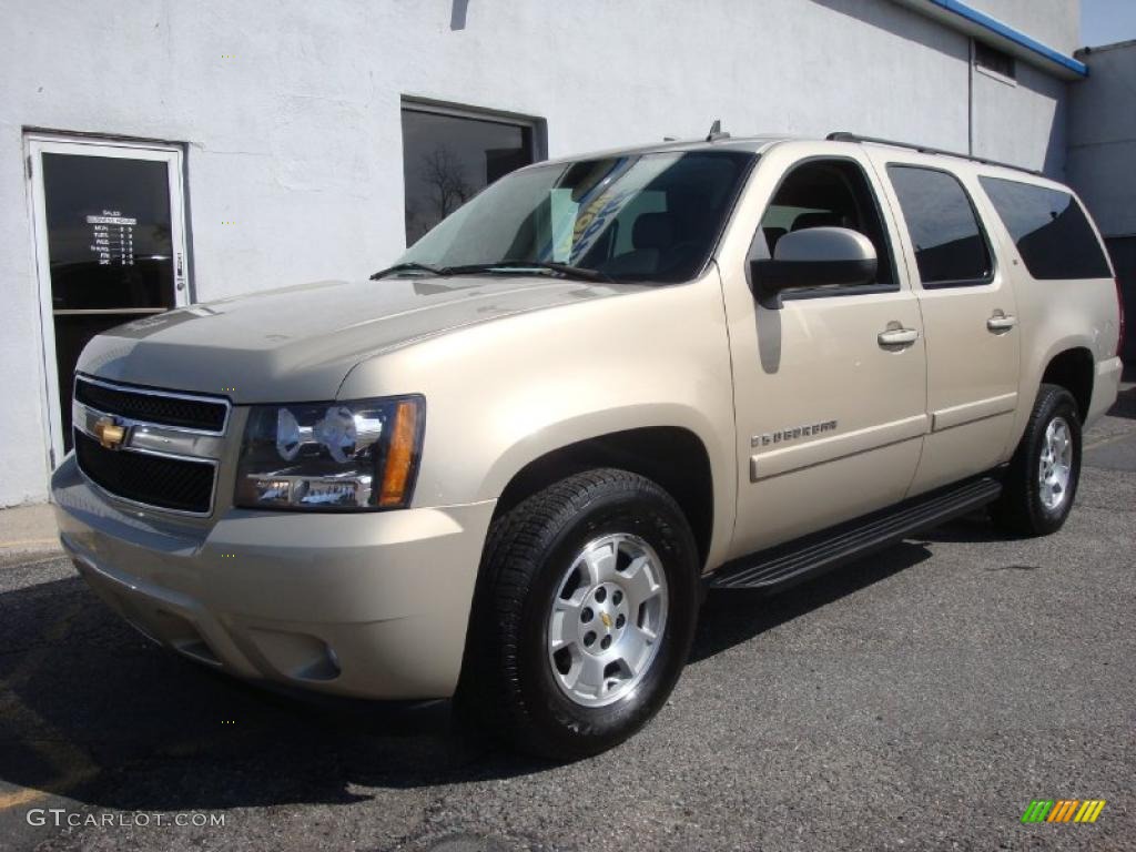 2007 Gold Mist Metallic Chevrolet Suburban 1500 Lt 4x4