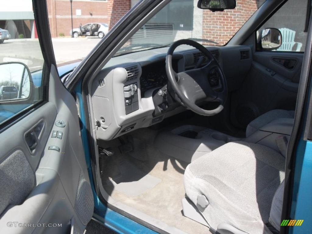 1996 S10 LS Extended Cab - Bright Teal Metallic / Graphite photo #4