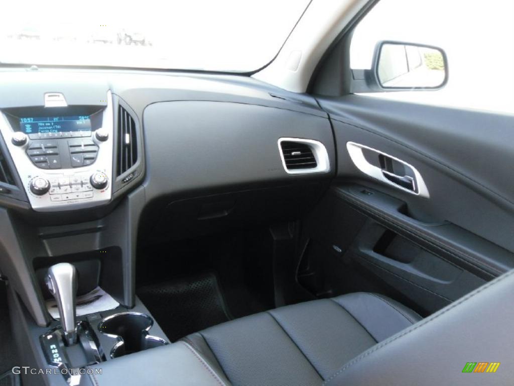 2010 Equinox LT AWD - Summit White / Jet Black photo #16