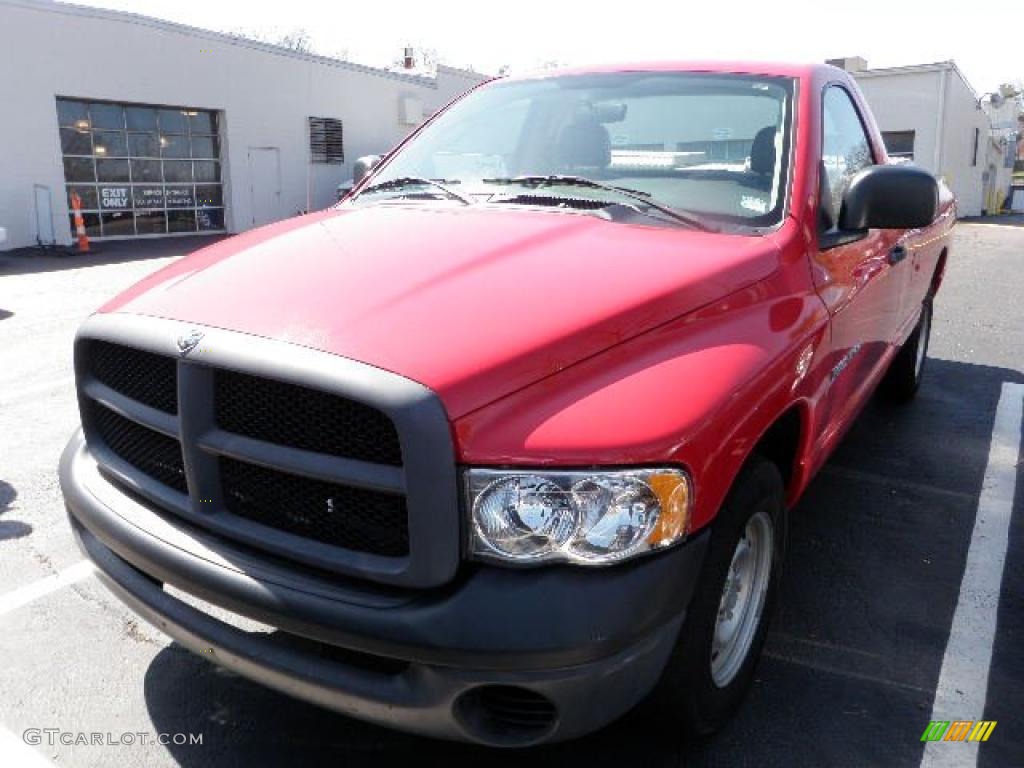 2005 Ram 1500 ST Regular Cab - Flame Red / Dark Slate Gray photo #2