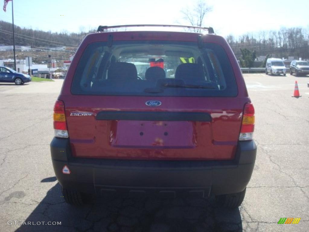 2007 Escape XLS - Redfire Metallic / Medium/Dark Flint photo #3